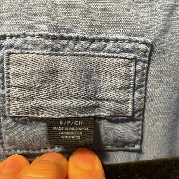 American Eagle oversized button up collar sleeve shirt - Picture 3 of 4